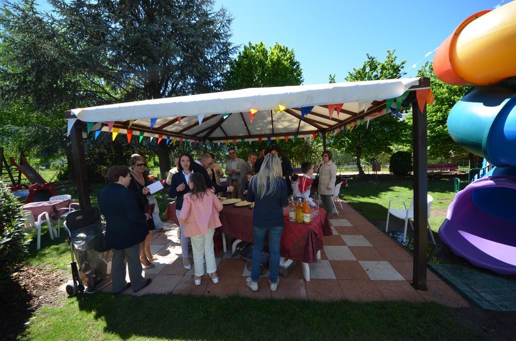 Family Hotel Primavera Levico Terme Zewnętrze zdjęcie